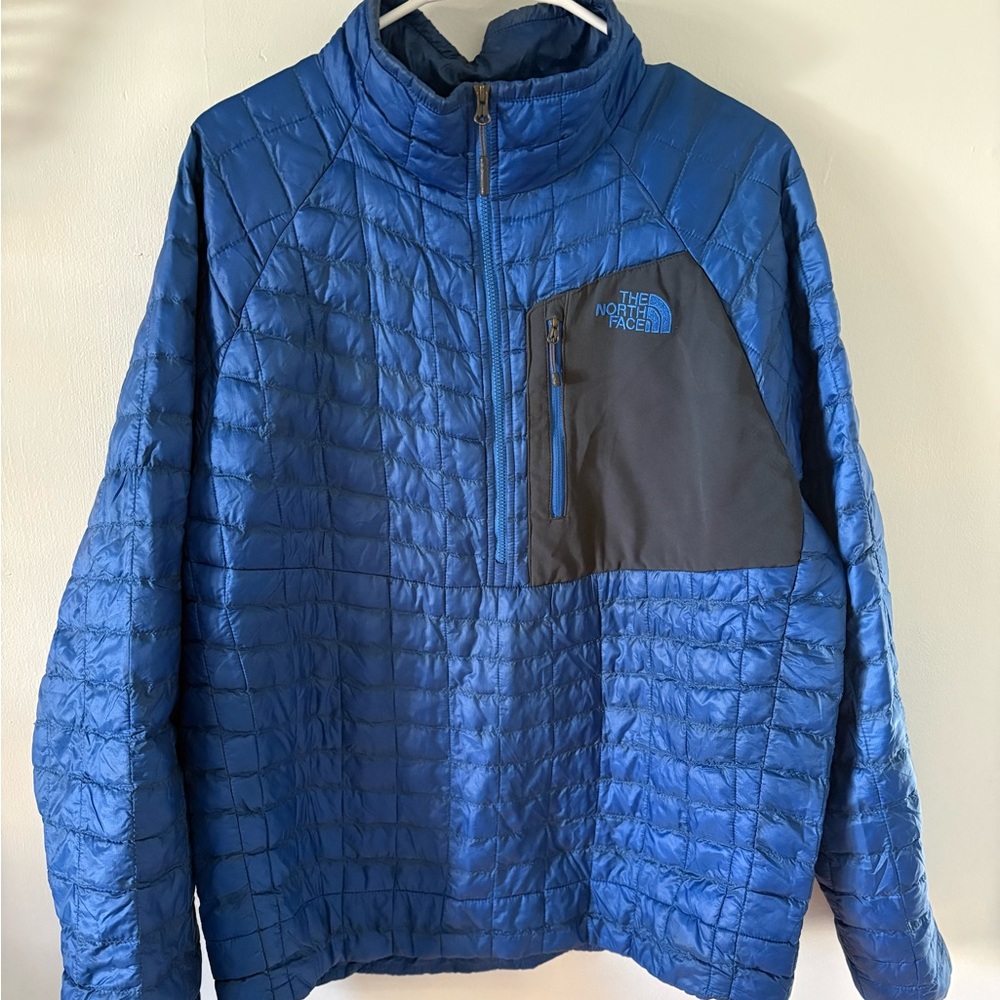 The North Face Men's ThermoBall 1/2 Zip Pullover in blue